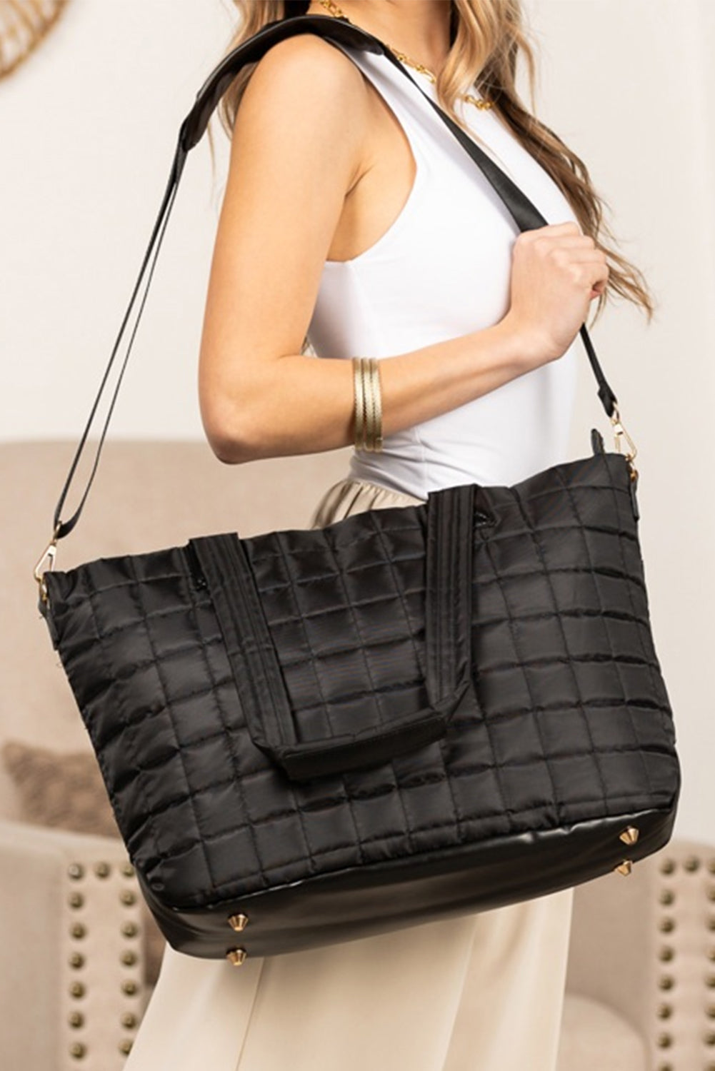 Kit bolsas femininas retalhos preta Shewin bolsa tote preta com alça ajustável e design acolchoado