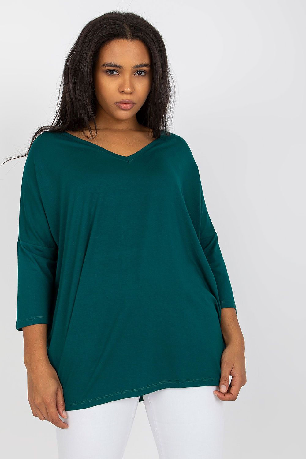 Blusa casual para mulheres curvy verde escura com decote em V e mangas três quartos