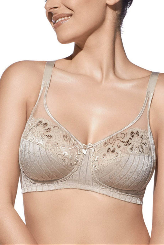 Scarlett lace bra with no underwire, elegant and comfortable